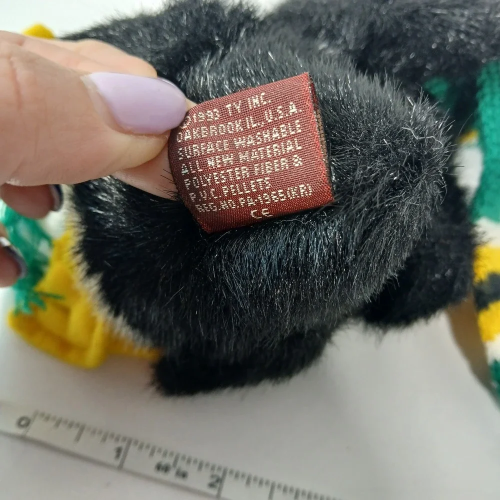 Ty 1993 Attic Treasure Waddlesworth The Penguin